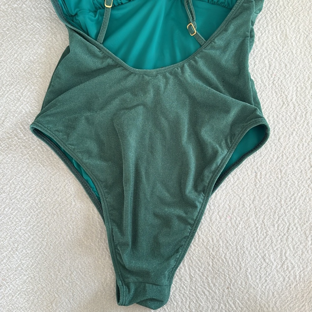 VIX Paige Claire One Piece, BRAND NEW, Size Medium, $298 - Picture 12 of 12